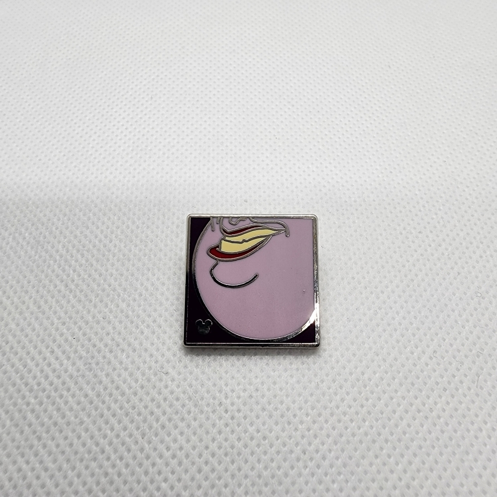 🌺 5/$25 Disney Ursula Villains Grins Hidden Mickey Trading Pin